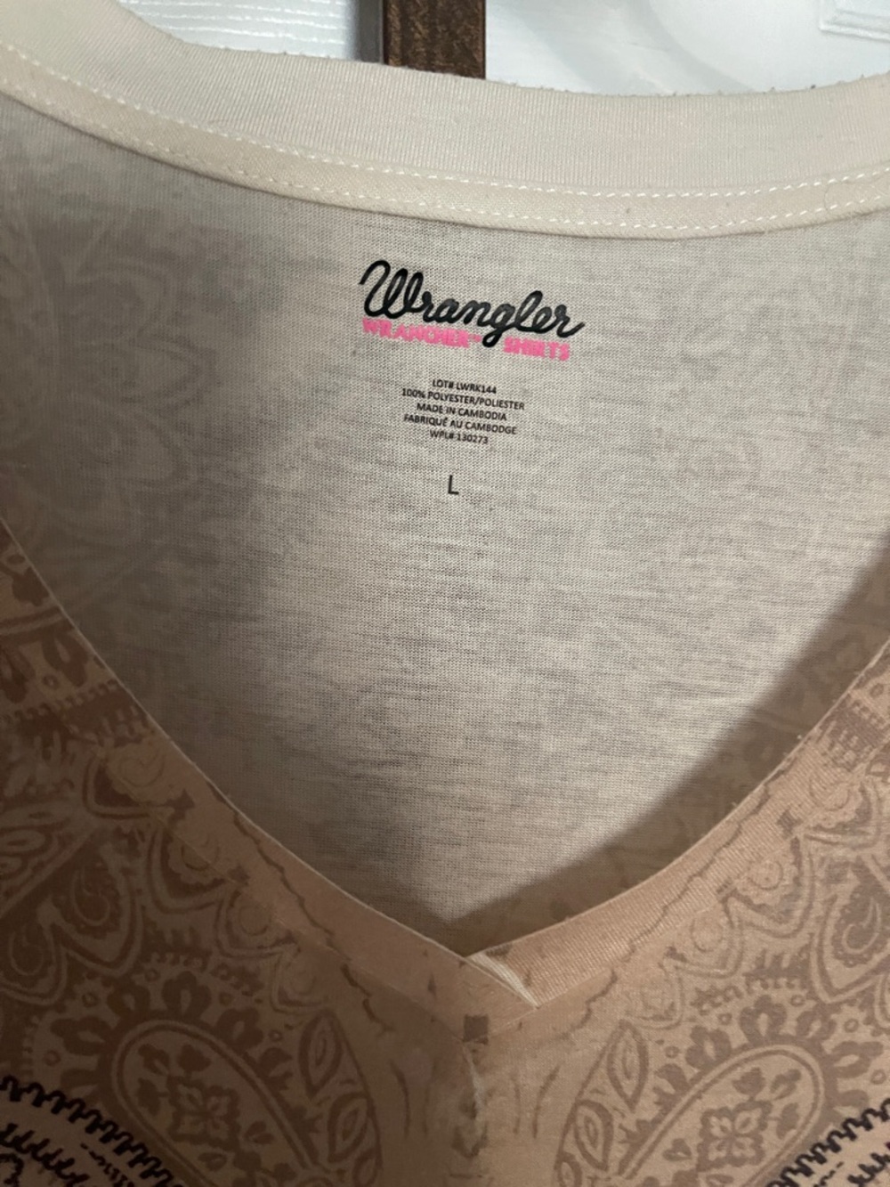 Wrangler Beige Paisley V-Neck Tee with Dark Paisley Accents - Picture 4 of 5